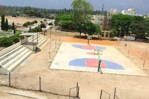 DGS basketball courts